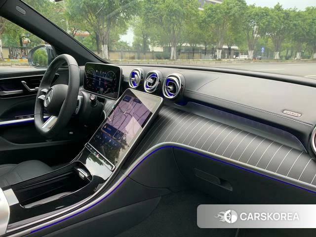 Mercedes-Benz Class C 2024 Белый из Китая, фото 6