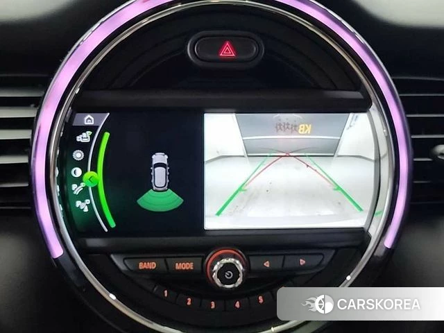 Mini Cooper 2021 Светло-серебряный цвет из Кореи, фото 6