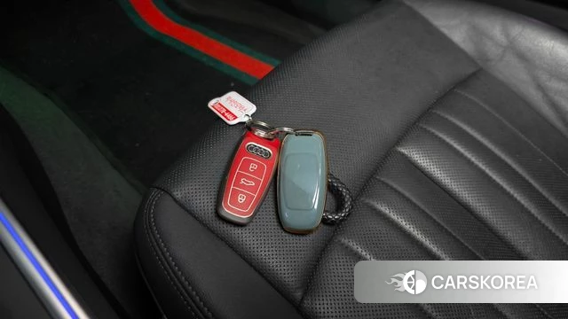 Audi A6 (C8) 2020 Белый из Кореи, фото 6