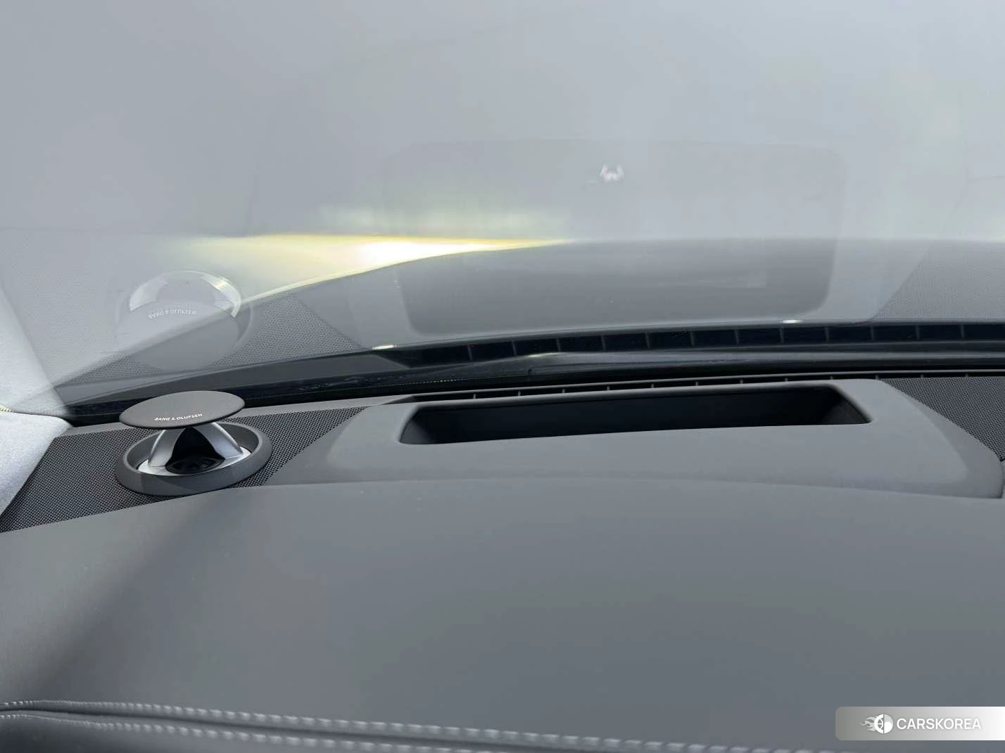 Audi A8 2024 Черный из Китая, фото 6