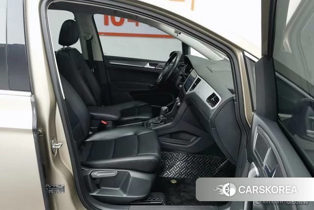 Volkswagen Golf*Jiayu 2018 Темно-серый из Китая, фото 6