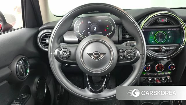 Mini Cooper 2021 Красный из Кореи, фото 6