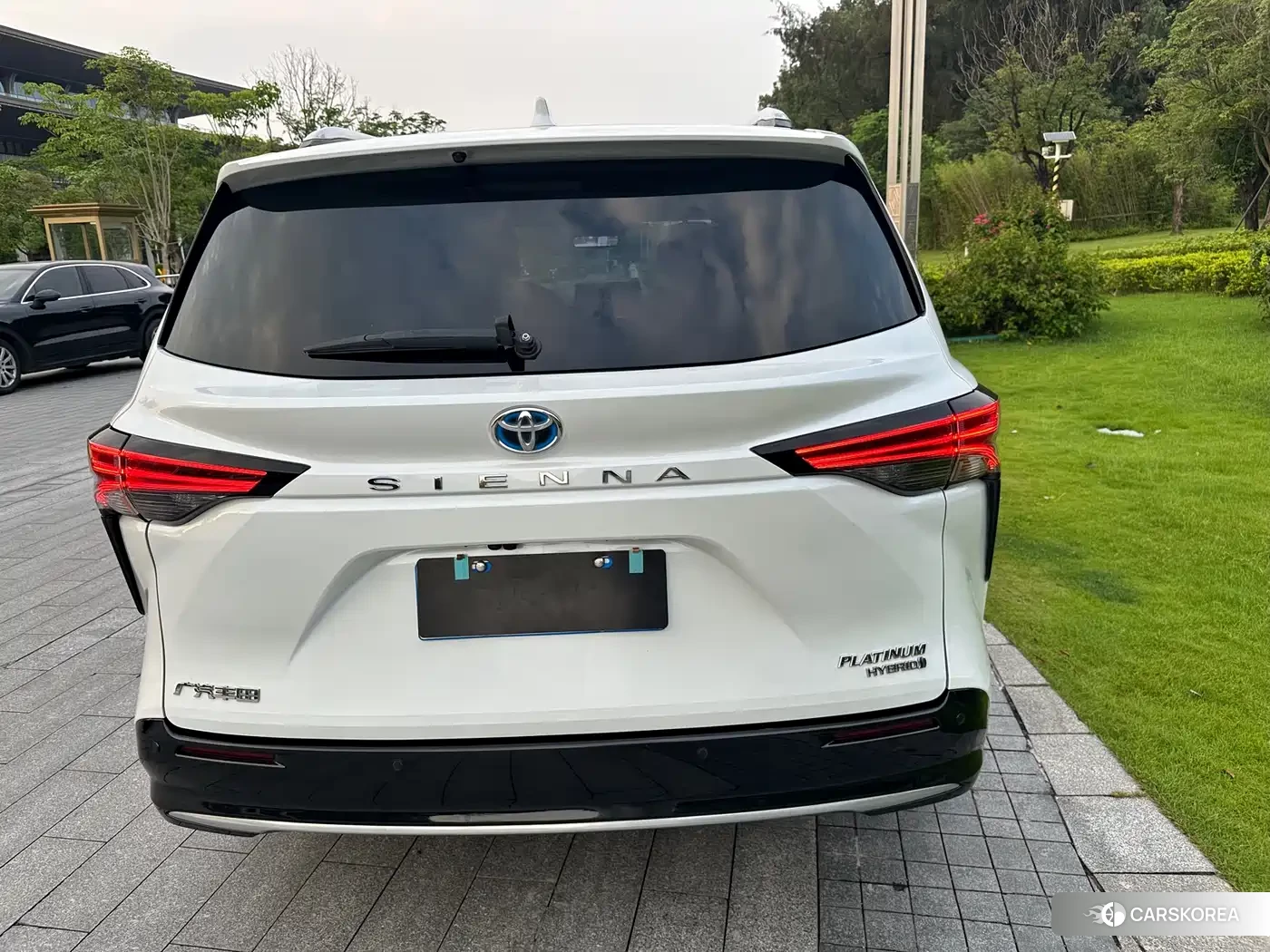 Toyota Sienna 2022 Белый из Китая, фото 6