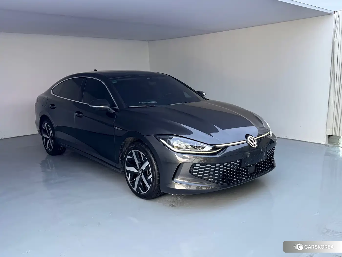 Volkswagen Lamando 2022 Silver/gray из Китая, фото 6