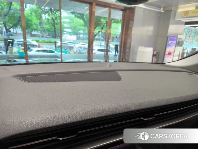 Audi Q8 2021 Черный из Китая, фото 6