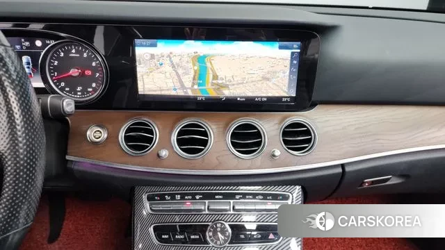 Mercedes-Benz E-Class W213 2018 Черный из Кореи, фото 6