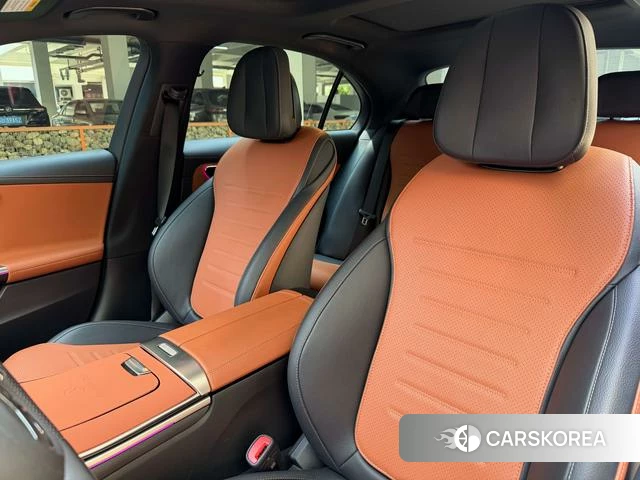 Mercedes-Benz Class C 2023 Белый из Китая, фото 6