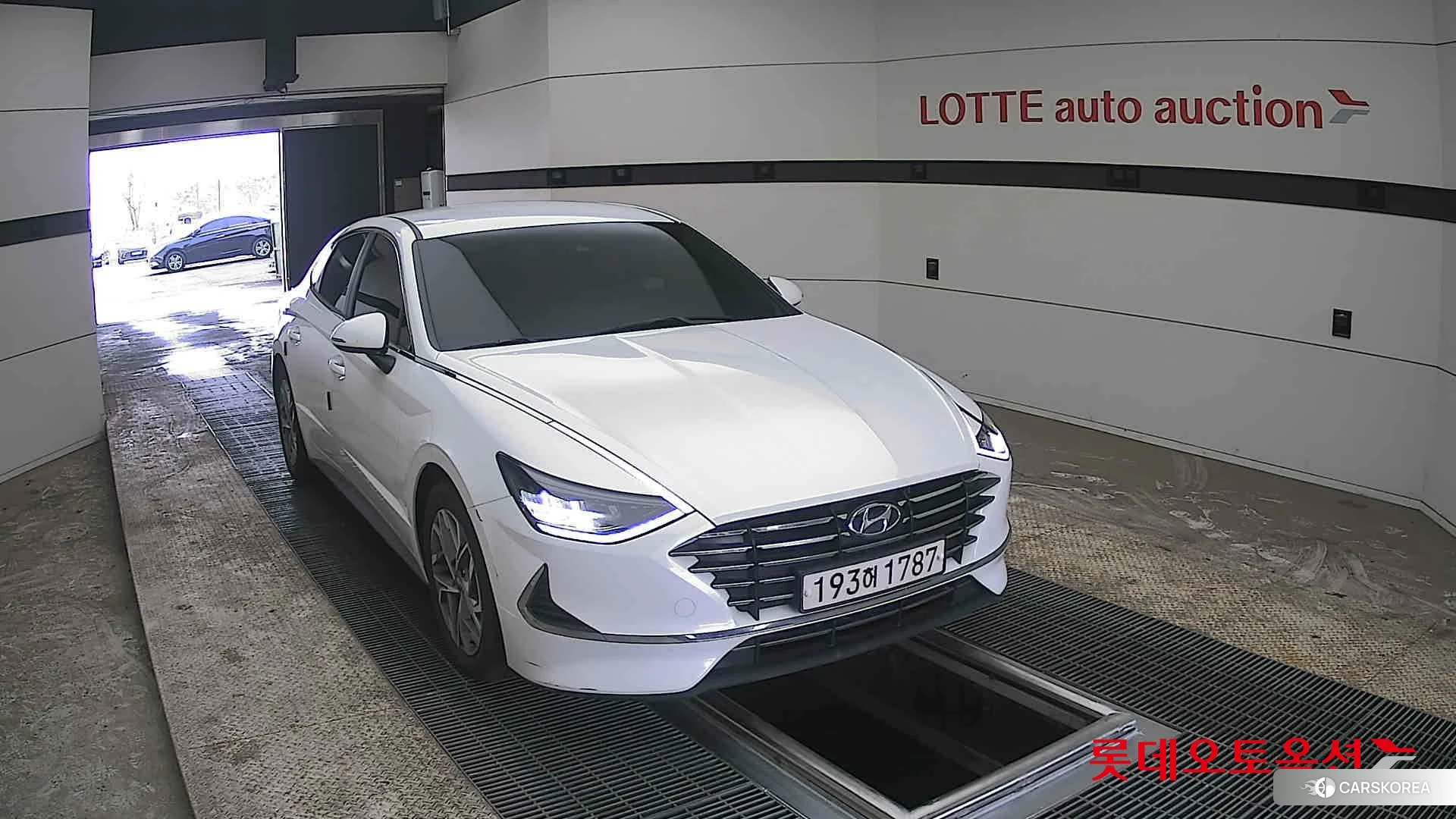 Hyundai Sonata 2022 Creamy White Pearl (optional) из Кореи, фото 6