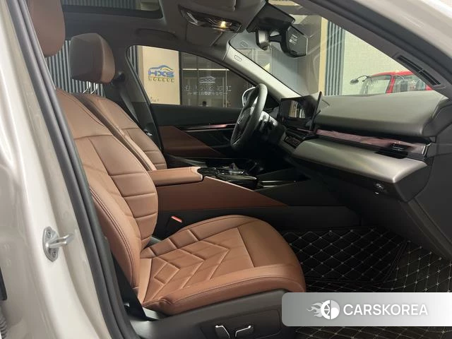 BMW 5 series 2025 Белый из Китая, фото 6
