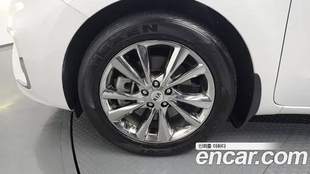 Kia The New Carnival id 2632834 из Кореи 6