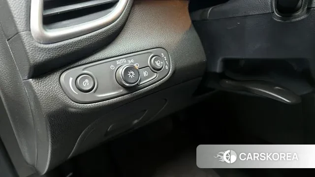 Chevrolet (GM Daewoo) The New Trax 2020 Белый из Кореи, фото 6