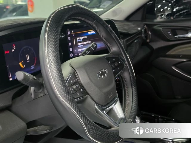 Chevrolet (GM Daewoo) Trax Crossover 2023 Белый из Кореи, фото 6