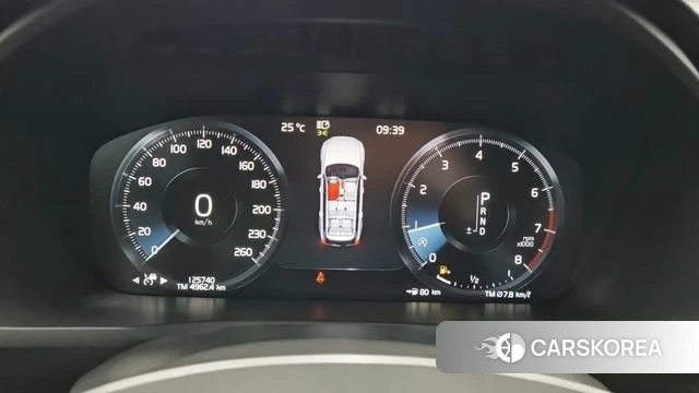 Volvo XC90 second Generation 2020 Черный из Кореи, фото 6