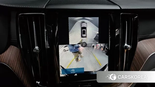 Volvo XC60 second Generation 2024 Черный из Кореи, фото 6