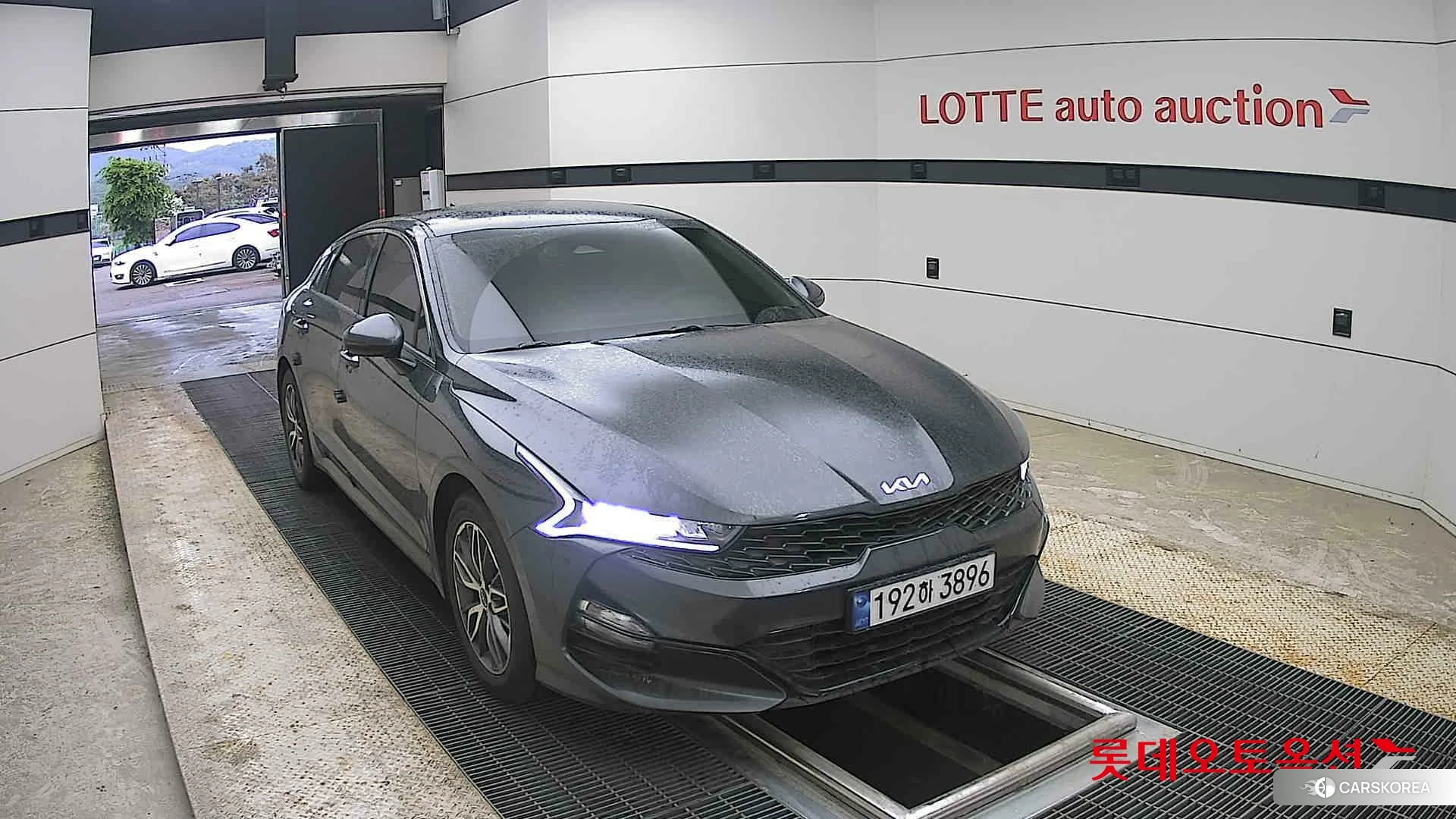 Kia K5 2023 Interstellagray из Кореи, фото 6