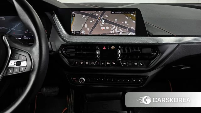 BMW 1 Series (F40) 2021 Черный из Кореи, фото 6