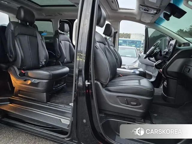 Hyundai Staria 2021 Черный из Кореи, фото 6