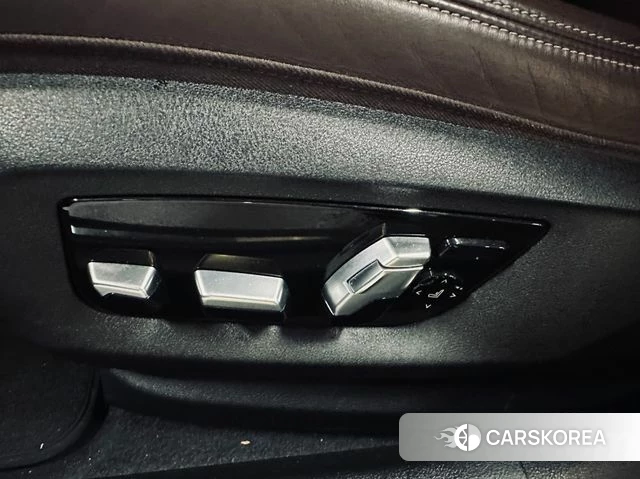 BMW 5 Series (G30) 2021 Серый из Кореи, фото 6