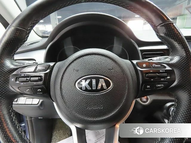 Kia Stonic 2018 Серый из Кореи, фото 6