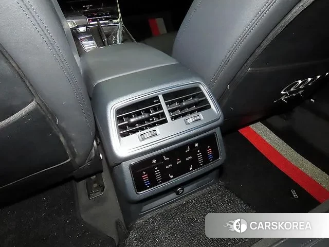 Audi A6 (C8) 2021 Белый из Кореи, фото 6