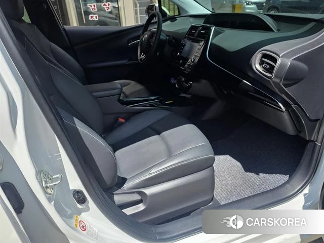 Toyota Prius Prime 2022 Белый из Кореи, фото 6