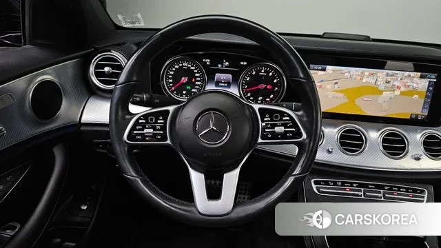 Mercedes-Benz E-Class W213 2019 Черный из Кореи, фото 6