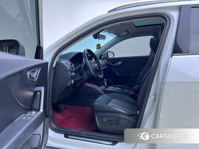 Audi Q2L 2020 Белый из Китая, фото 6