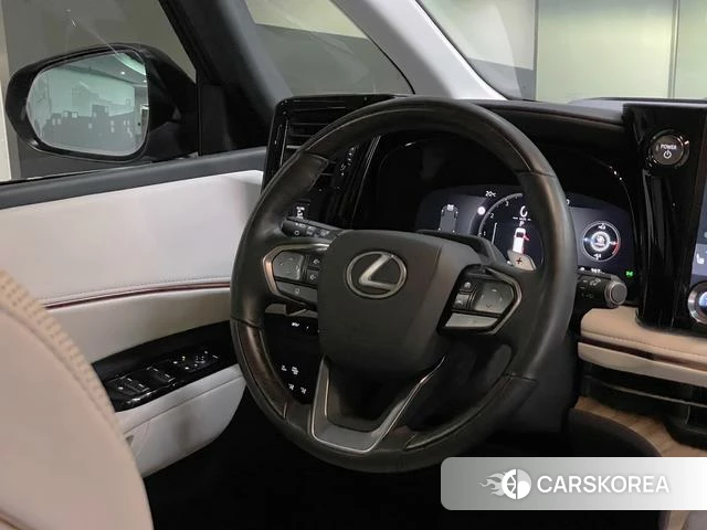 Lexus LM 2025 Черный из Китая, фото 6