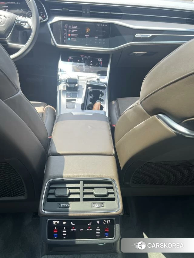 Audi A7L 2023 Черный из Китая, фото 6