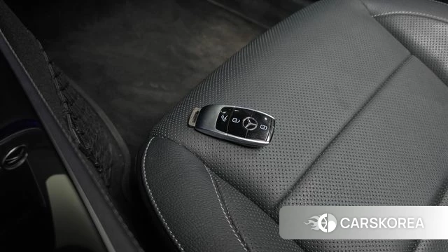Mercedes-Benz E-Class W213 2018 Белый из Кореи, фото 6