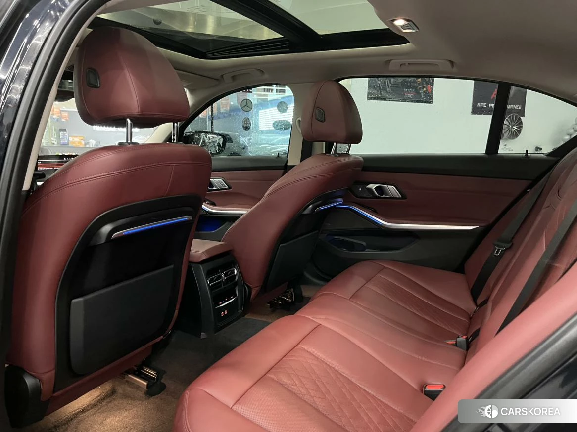 BMW 3 series 2022 Черный из Китая, фото 6