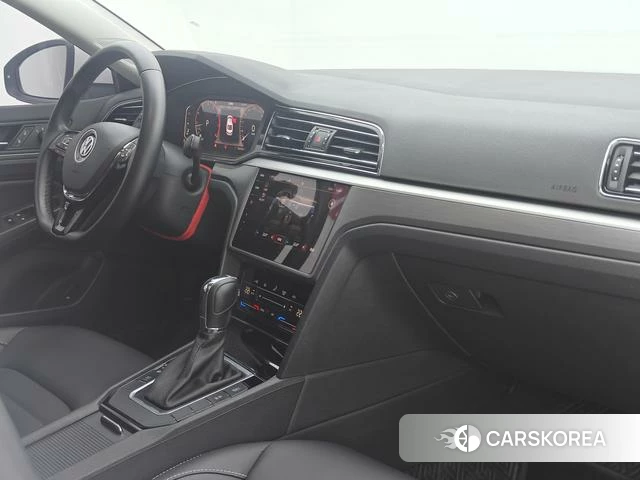 Volkswagen Lingdu 2022 Белый из Китая, фото 6