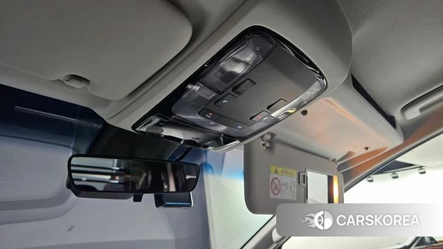 Hyundai Staria 2021 Белый из Кореи, фото 6