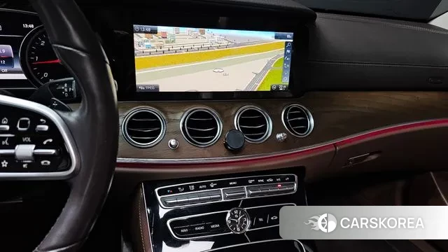Mercedes-Benz E-Class W213 2019 Серый из Кореи, фото 6