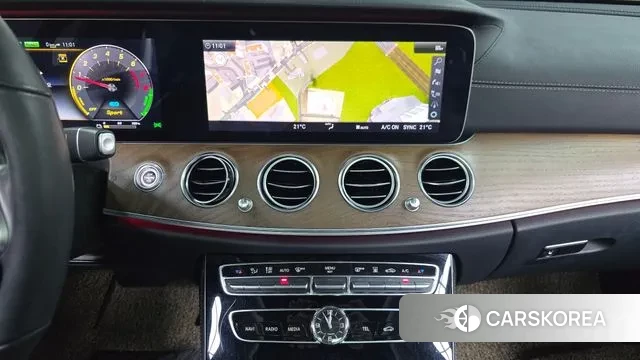 Mercedes-Benz E-Class W213 2019 Белый из Кореи, фото 6