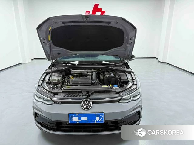 Volkswagen Golf 2023 Темно-серый из Китая, фото 6