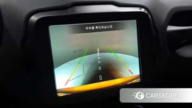 Jeep Renegade 2023 Белый из Кореи, фото 6