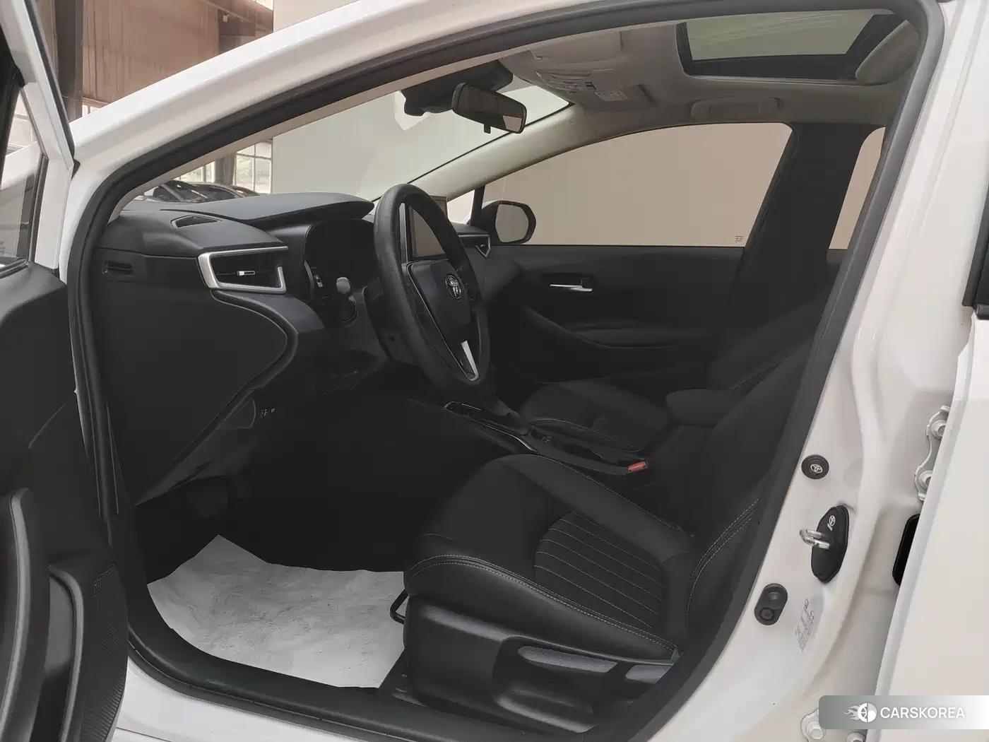 Toyota Corolla 2022 Белый из Китая, фото 6