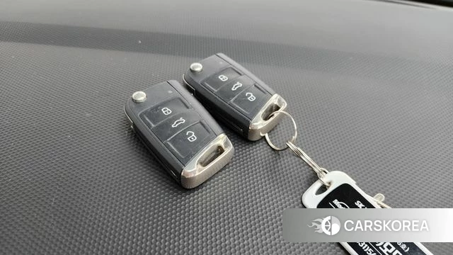 Volkswagen Tiguan Allspace 2020 Черный из Кореи, фото 6