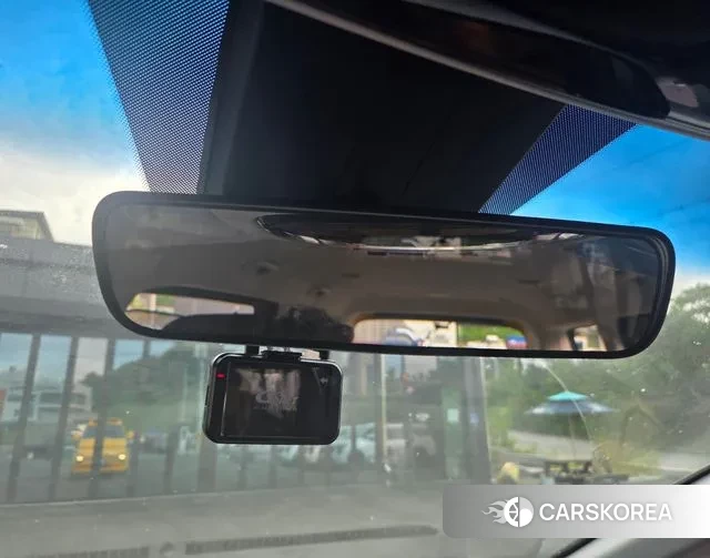 Hyundai Staria 2023 Желтый из Кореи, фото 6