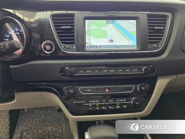 Kia The New Carnival 2019 Серый из Кореи, фото 6
