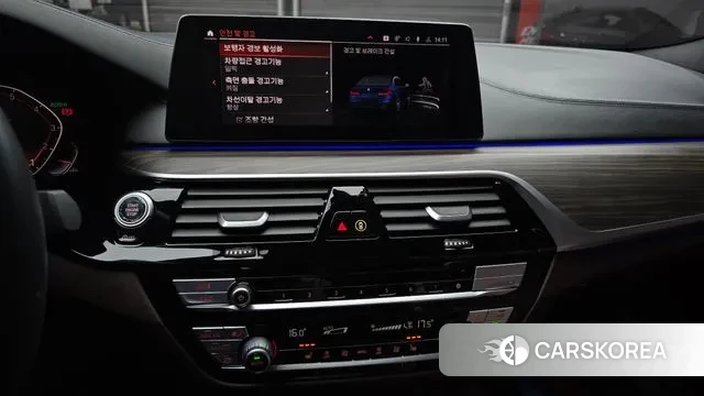 BMW 5 Series (G30) 2020 Синий из Кореи, фото 6