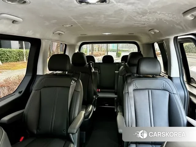 Hyundai Staria 2024 Черный из Кореи, фото 6