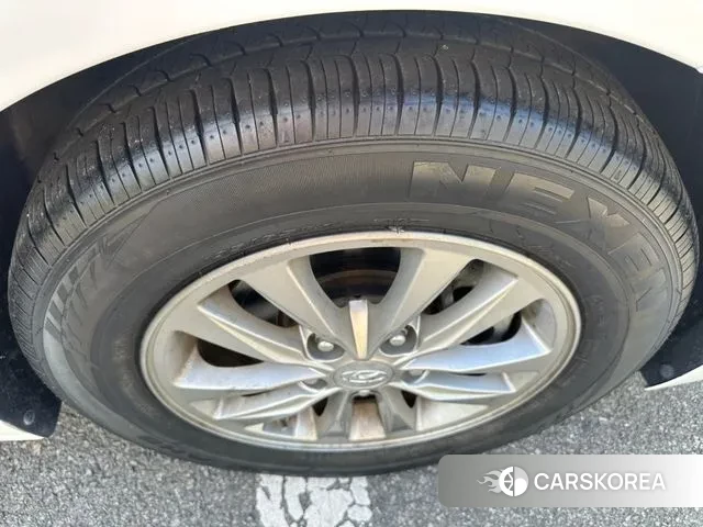 Hyundai The New Avante AD 2019 Белый из Кореи, фото 6