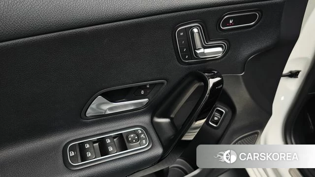 Mercedes-Benz A-Class W177 2020 Белый из Кореи, фото 6