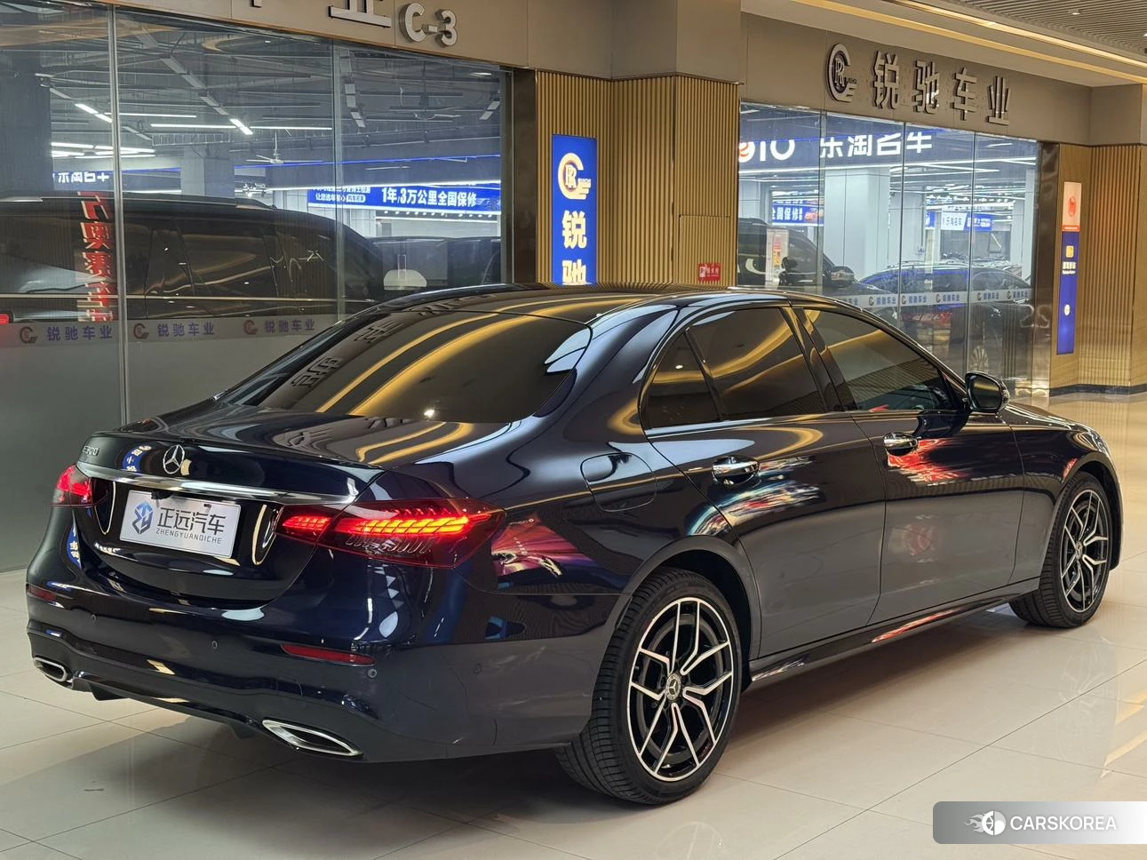 Mercedes-Benz E-class (imported) 2020 Синий из Китая, фото 6