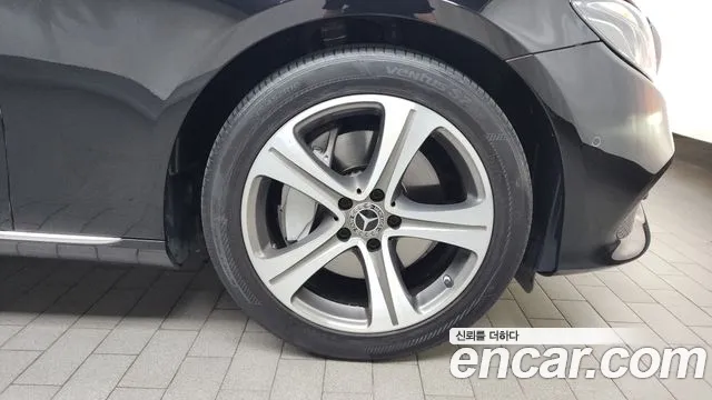 Mercedes-Benz E-Class W213 2018 Черный из Кореи, фото 6