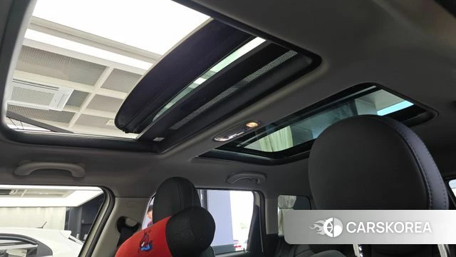 Mini Cooper Clubman 2021 Жемчужный цвет из Кореи, фото 6