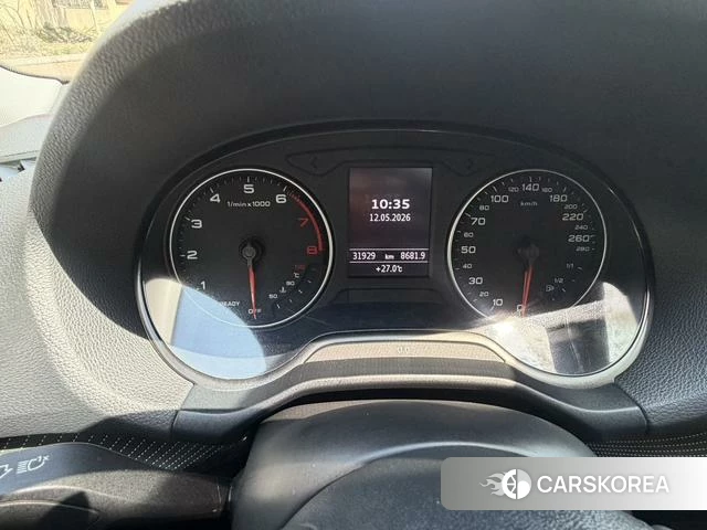 Audi Q2L 2022 Темно-серый из Китая, фото 6