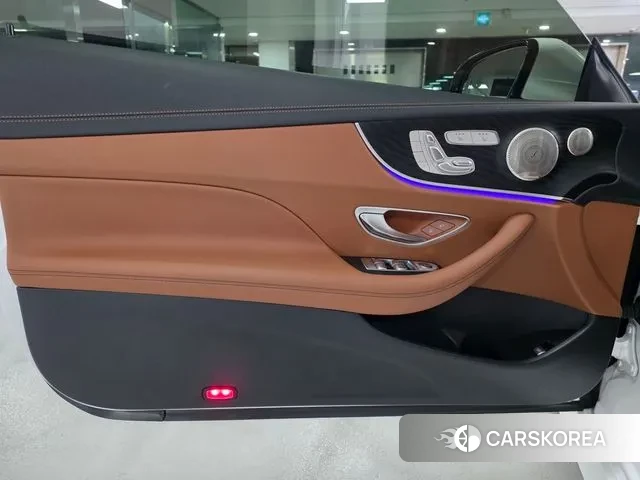 Mercedes-Benz E-Class W213 2023 Белый из Кореи, фото 6